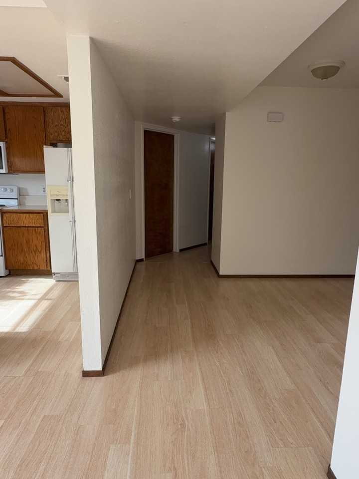 10 Royale Avenue #1 - Photo 5 of 37