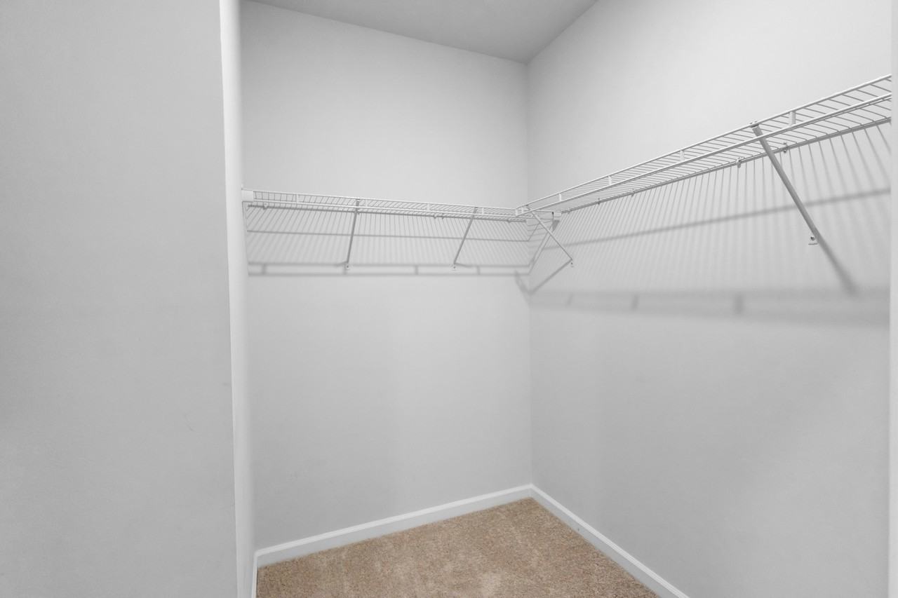 128 Sunray Ln - Photo 5 of 15