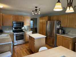 featured image of 16842 Hanover Ln