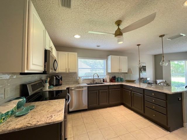 2126 Sansores Street - Photo 7 of 38