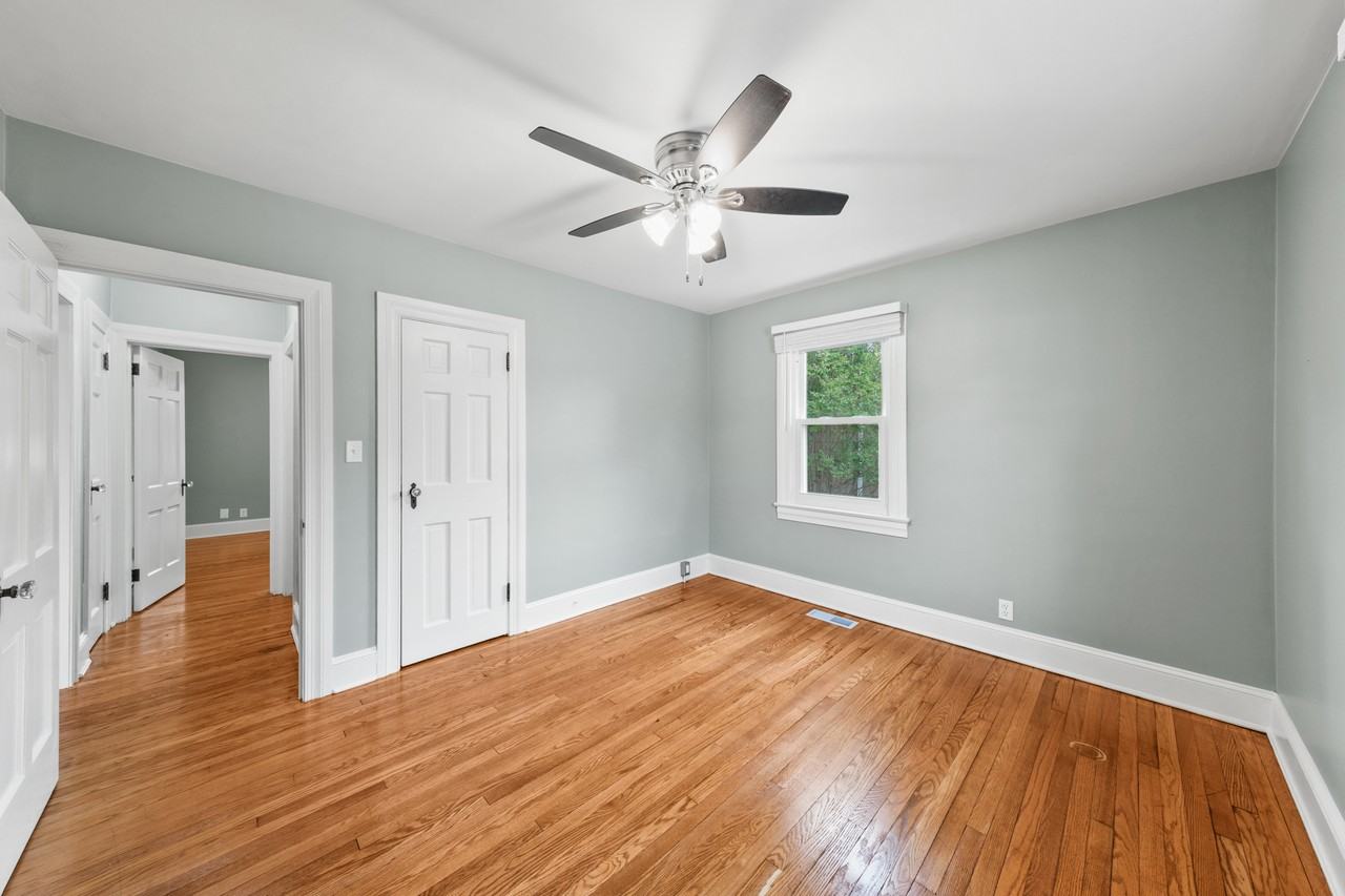 304 North Main Street - Photo 7 of 17