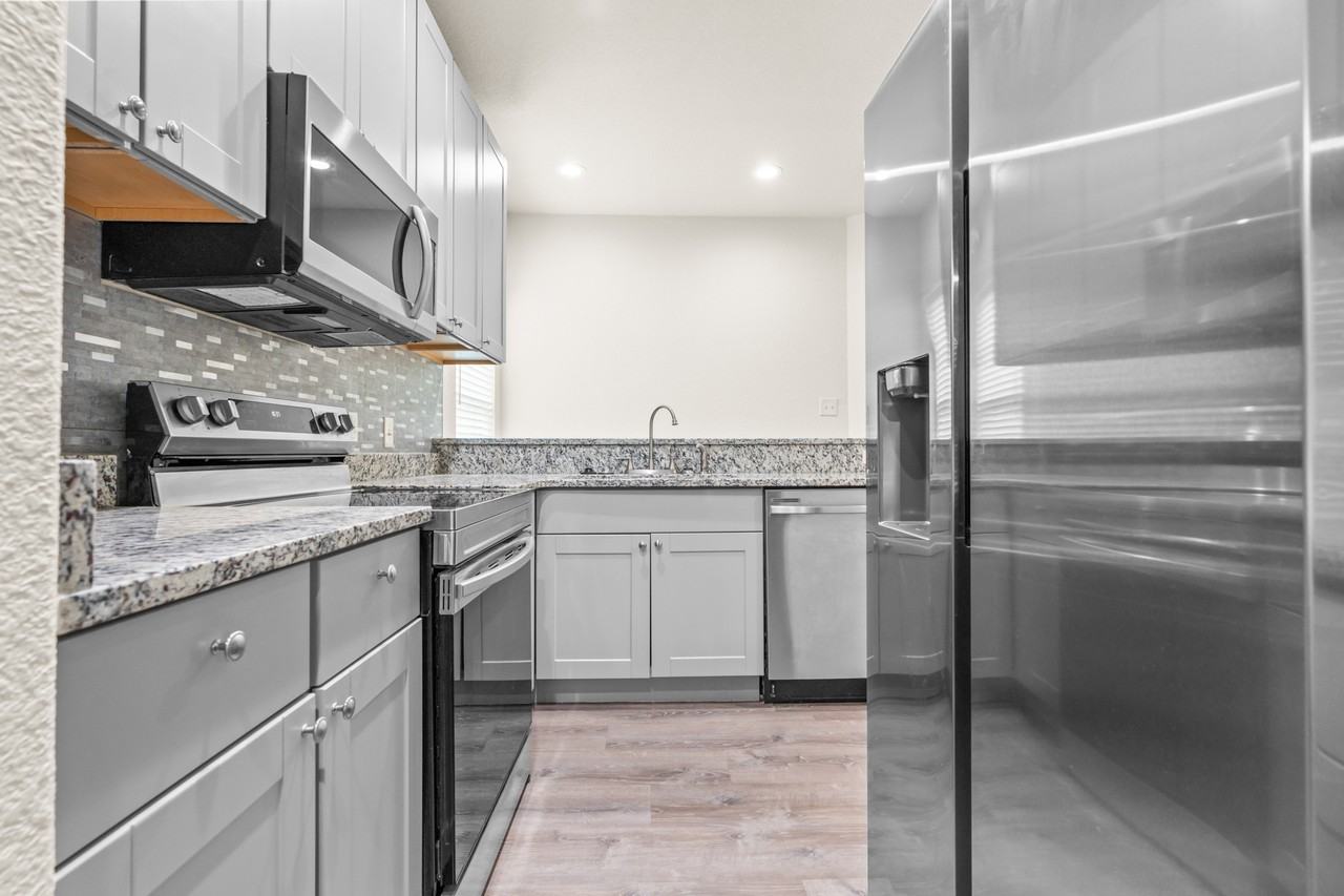 525 E Spring Valley Rd Apt 1401 #NA - Photo 4 of 24