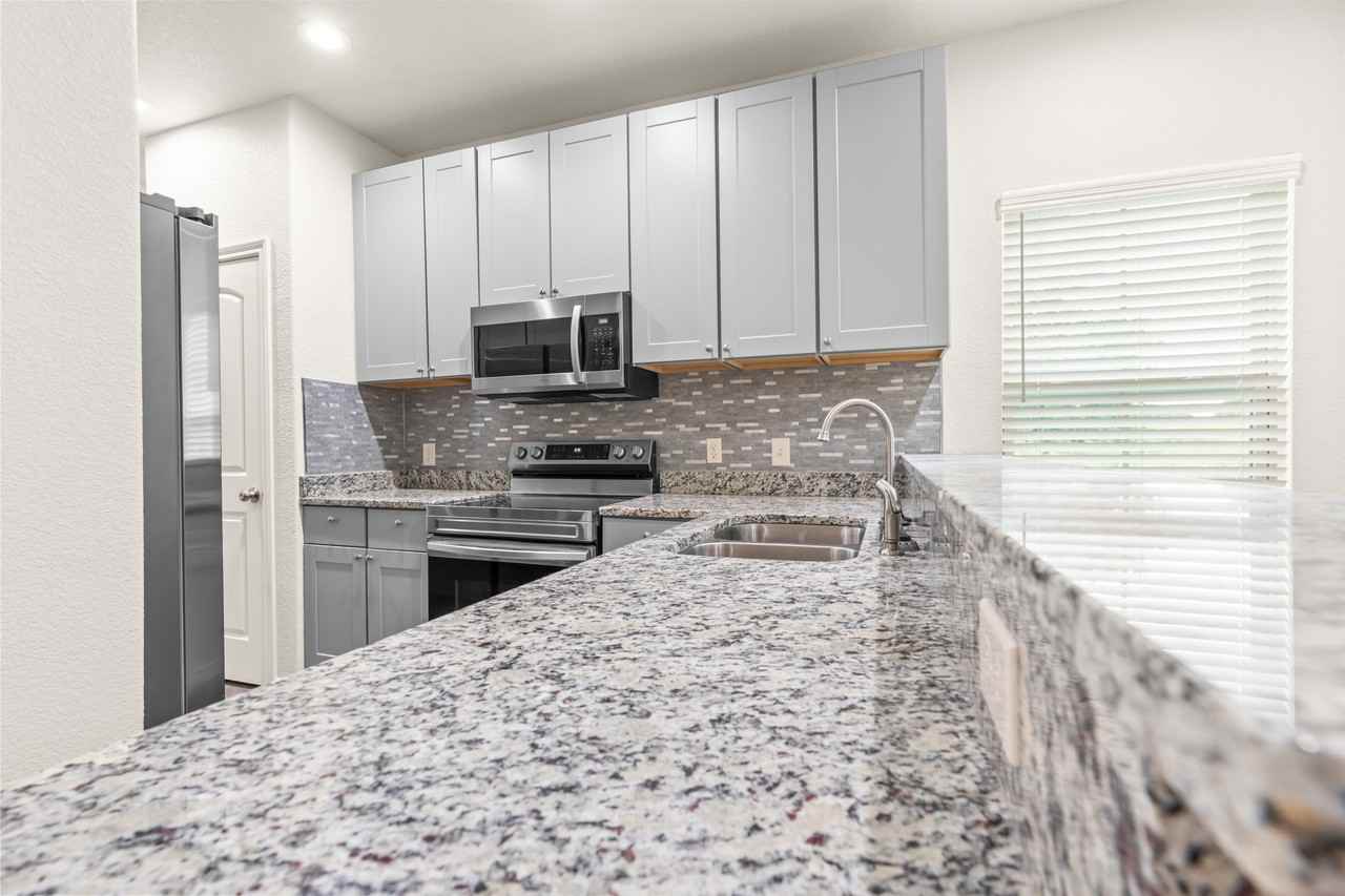 525 E Spring Valley Rd Apt 1401 #NA - Photo 5 of 24