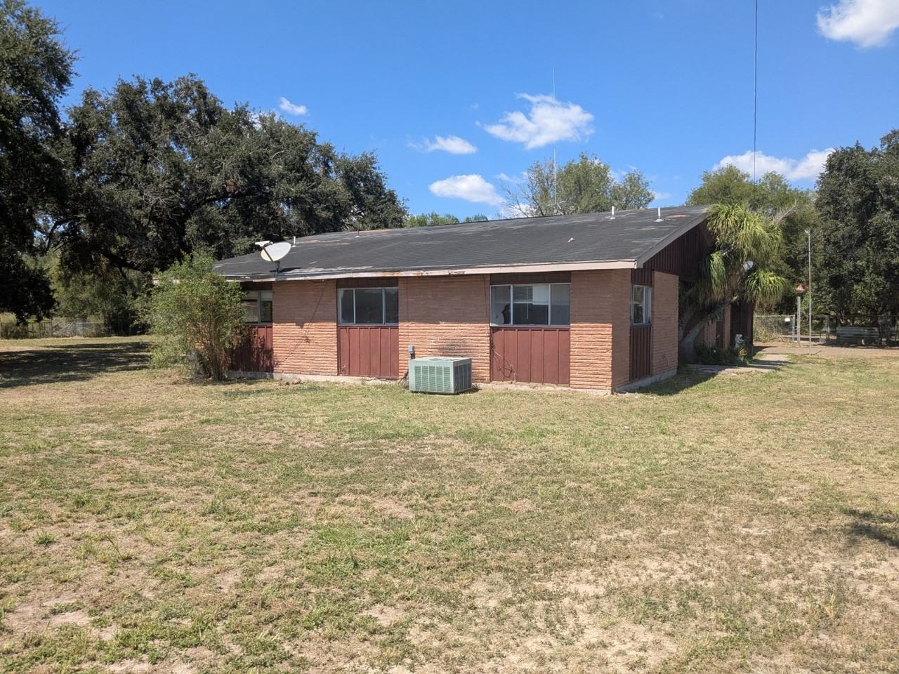 1439 North Alamo Road #NA - Photo 2 of 26