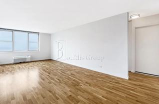 355 S End Ave #9L - Photo 1 of 1