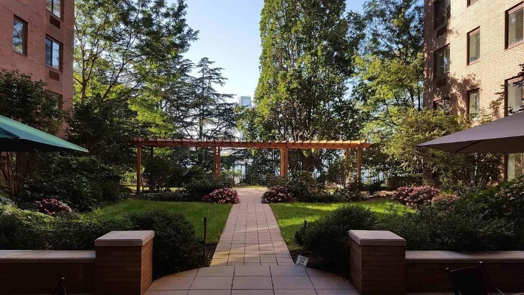 50 Battery Pl #3J - Photo 2 of 5