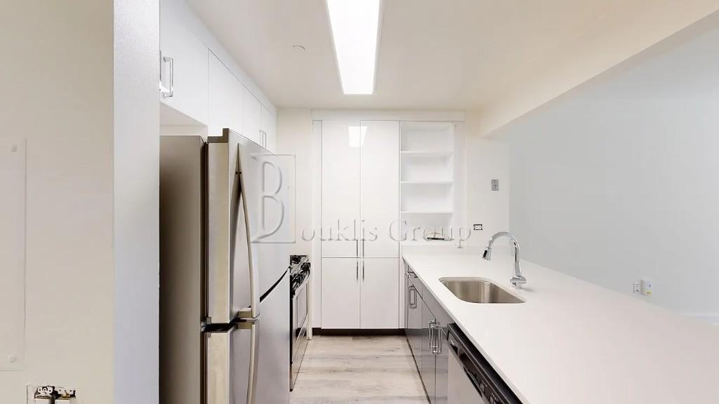 10 William St #3D - Photo 3 of 7