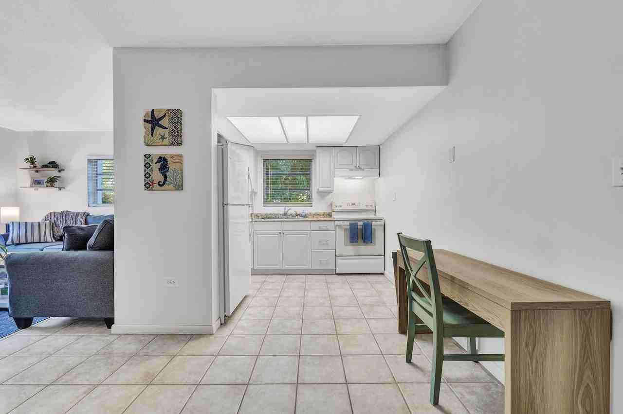 1129 Pebble Beach Ln #6 - Photo 6 of 31