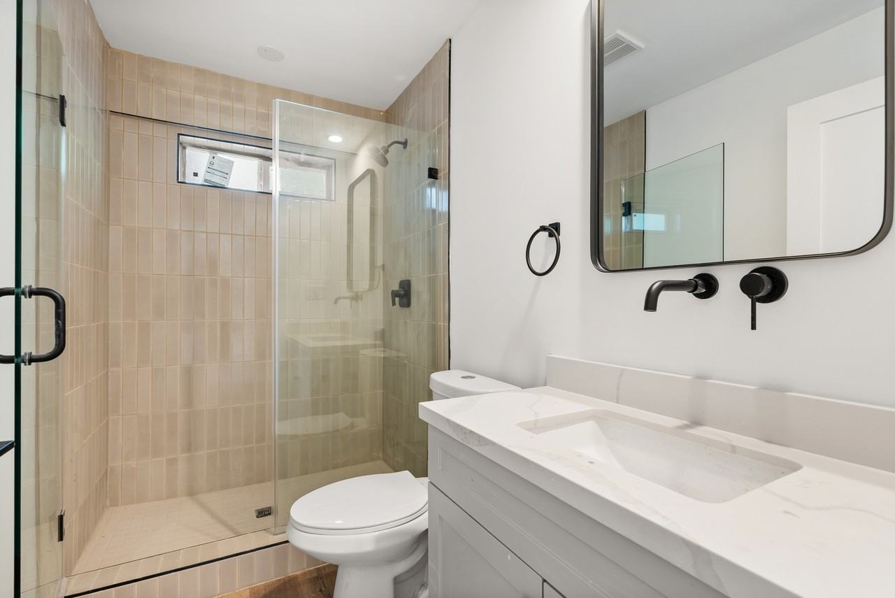 901 Micheltorena St - Photo 7 of 12