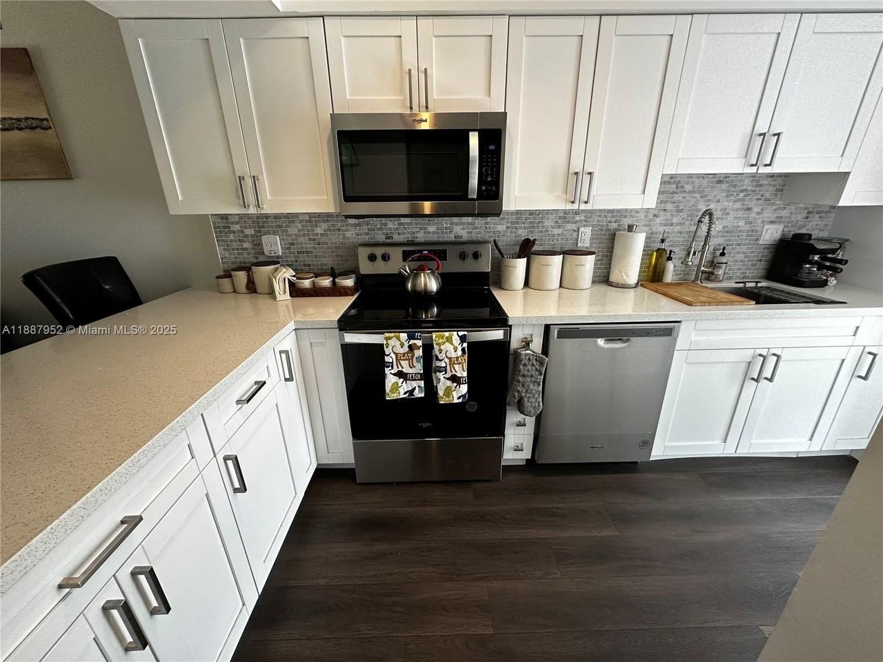 3971 Coral Springs Drive #17 - Photo 6 of 37