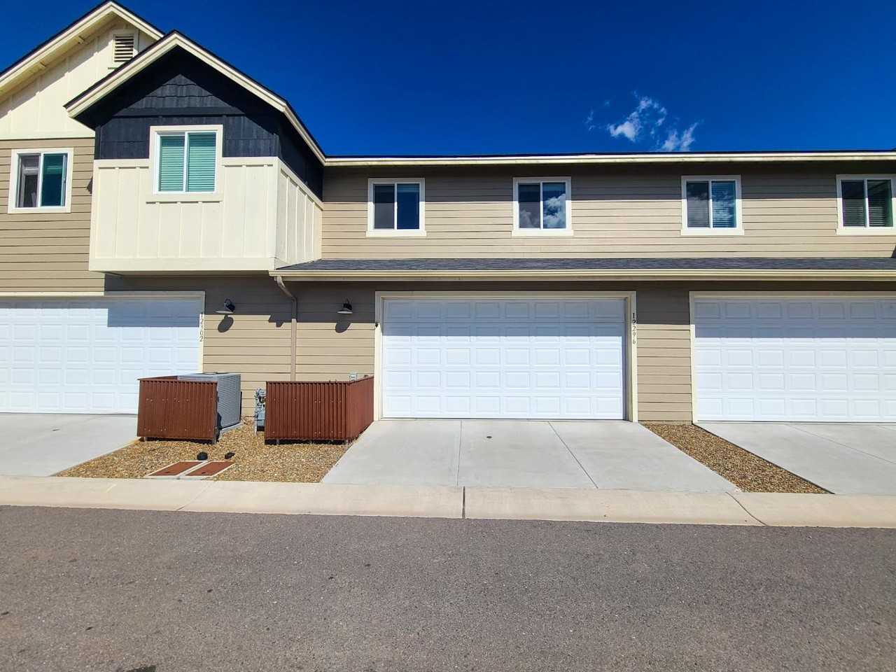 12296 Curtis Ct - Photo 3 of 20