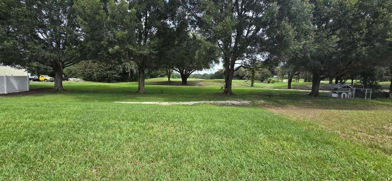 5235 Southeast 91st Street - Photo 3 of 16