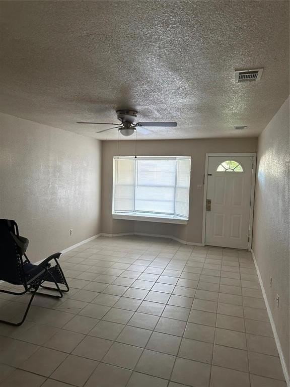 1613 Whiteoak Dr - Photo 2 of 5