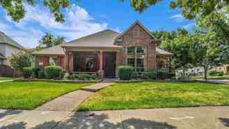 881 Winchester Dr - Photo 1 of 1