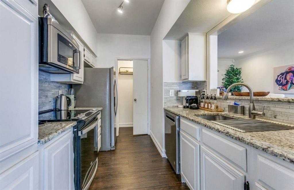 3550 Country Square Dr #109 - Photo 6 of 13