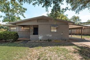 6748 Hialeah Dr - Photo 1 of 1