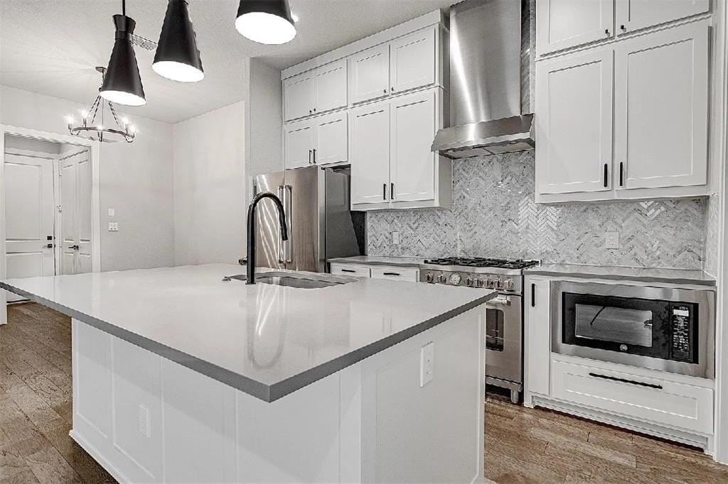 123 Garden Ct E - Photo 6 of 22