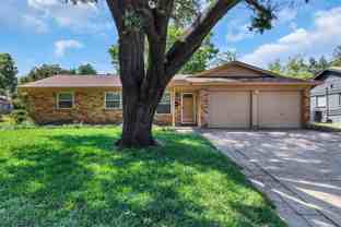 205 Nw Jill Ann Dr - Photo 1 of 1