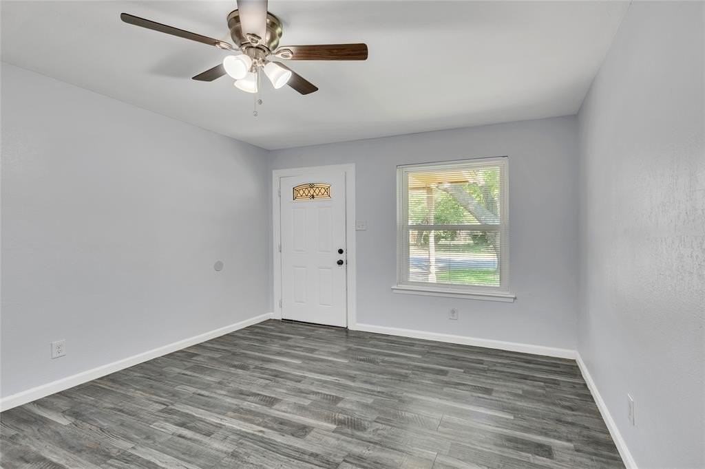 205 Nw Jill Ann Dr - Photo 5 of 29