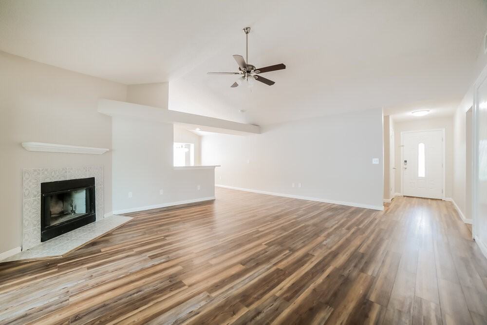 7127 Hollowell Dr - Photo 3 of 16