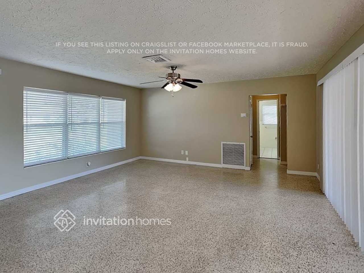 3144 Bougainvillea St - Photo 4 of 18