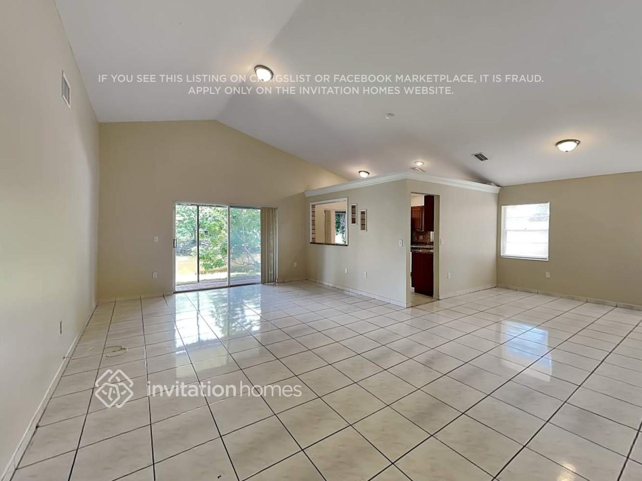 3180 Nw 122nd Ave - Photo 3 of 18