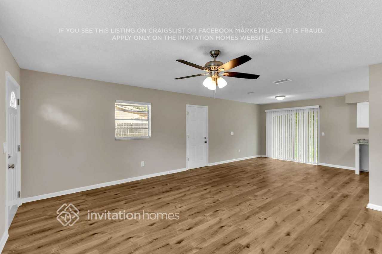 2009 E Humphrey St - Photo 6 of 27