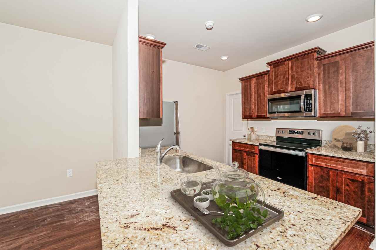6380 Rainbow Row - Photo 2 of 25