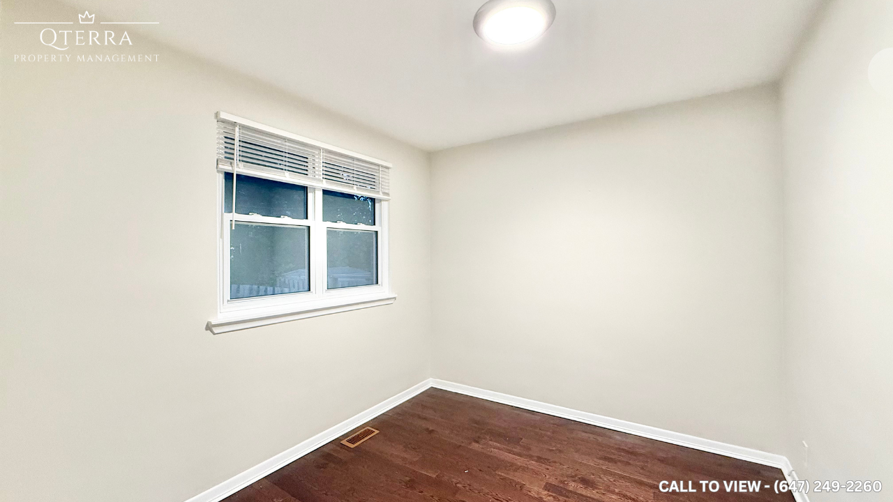 1-110 Emperor St, Ajax, Ontario L1S 1N2 - Photo 3 of 8