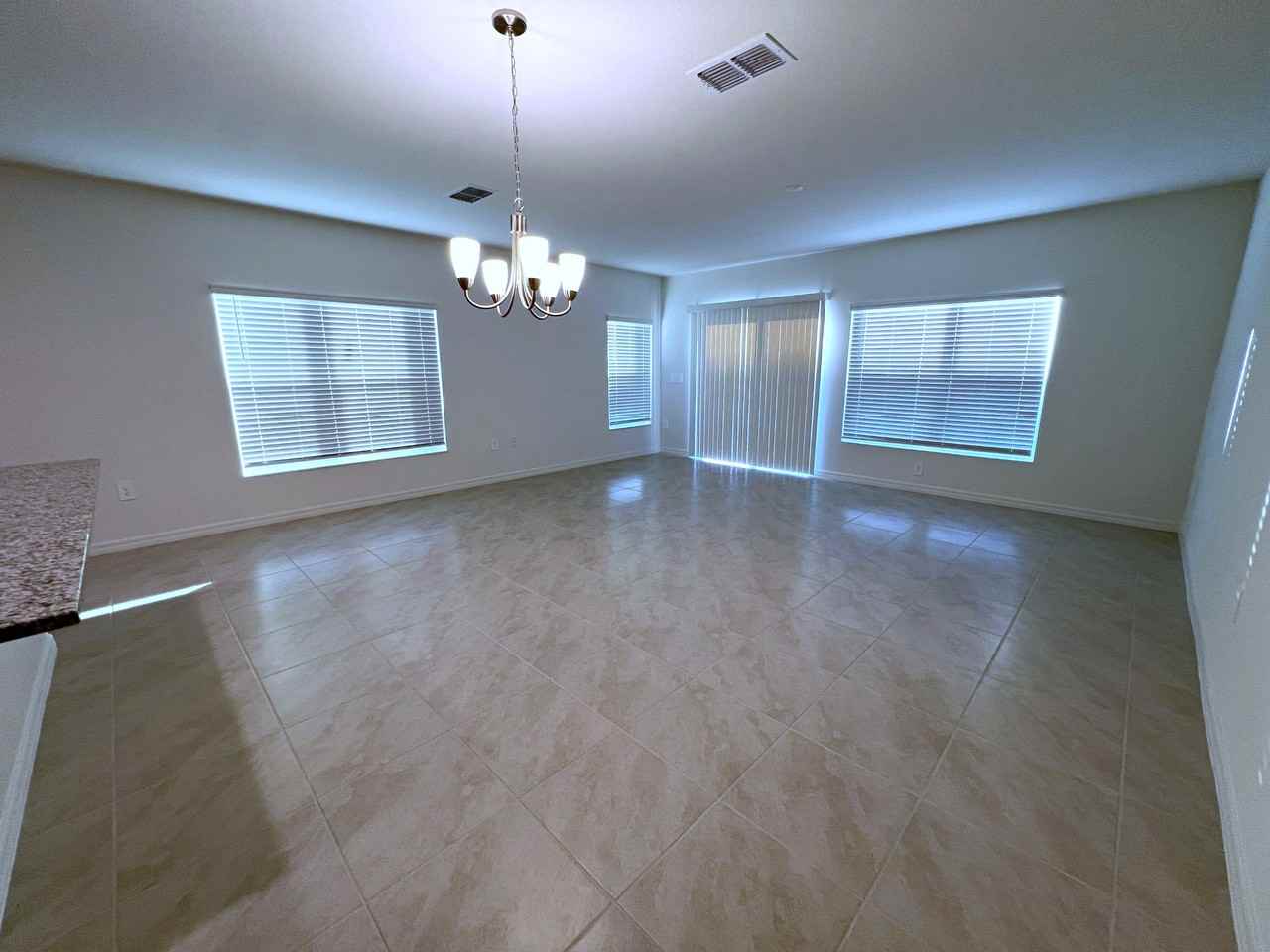 758 Stoney Point Cir - Photo 5 of 18