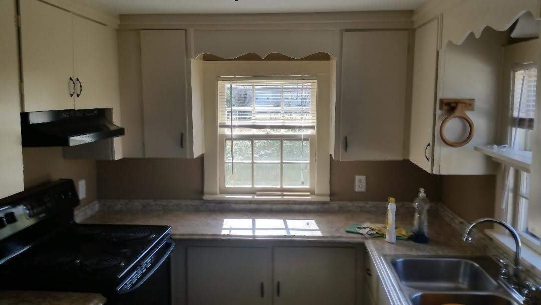 1210 South 135th East Avenue - Photo 2 of 10