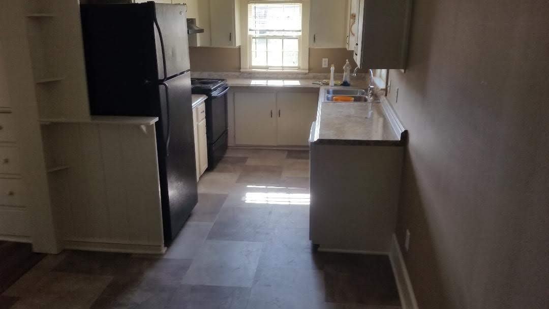 1210 South 135th East Avenue - Photo 3 of 10