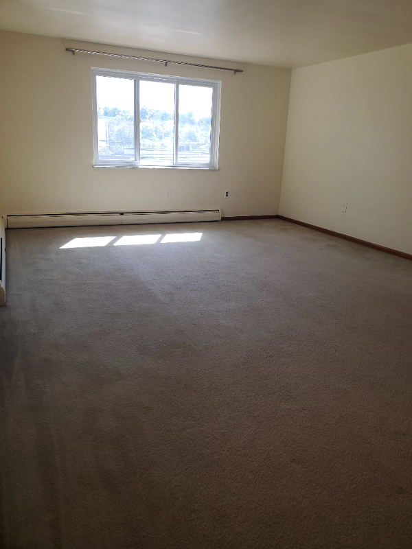 239 Boden Ave - Photo 6 of 24