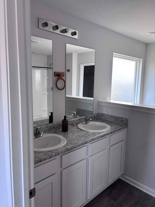 5544 Mars Hill Ln - Photo 3 of 24