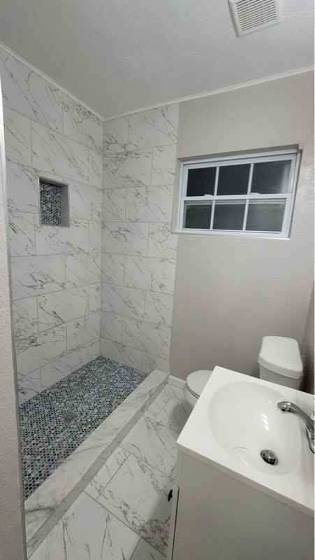 7115 N Tampania Ave - Photo 5 of 11