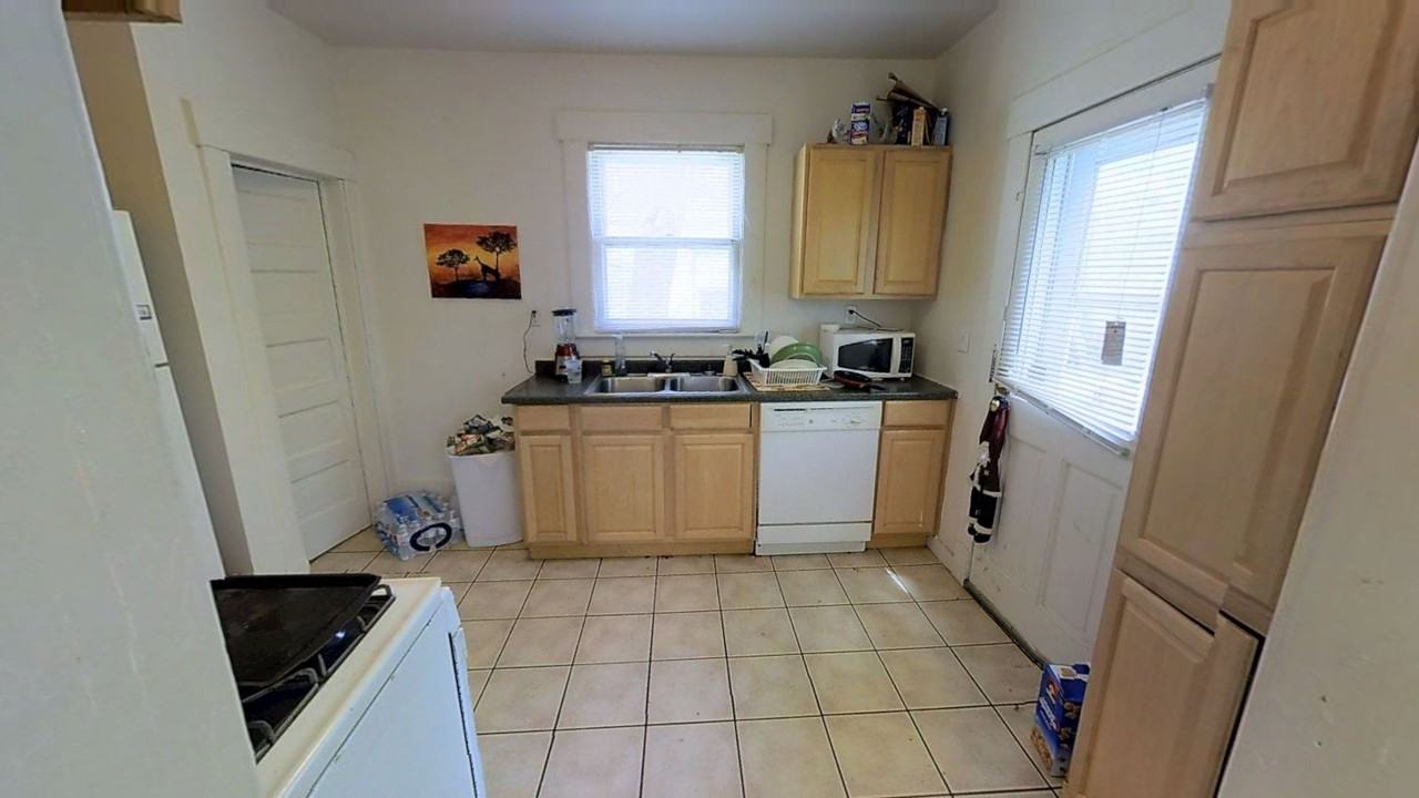 1203 Church - Photo 3 of 4