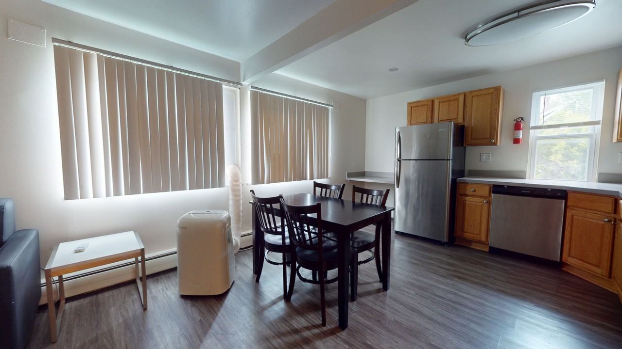 1009 Church Street - Photo 3 of 5