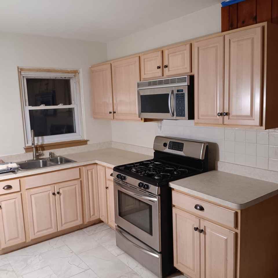 220 Taft Street #NA - Photo 4 of 12