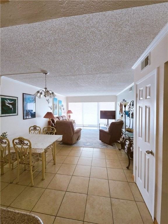 202 Reef Ave - Photo 2 of 11