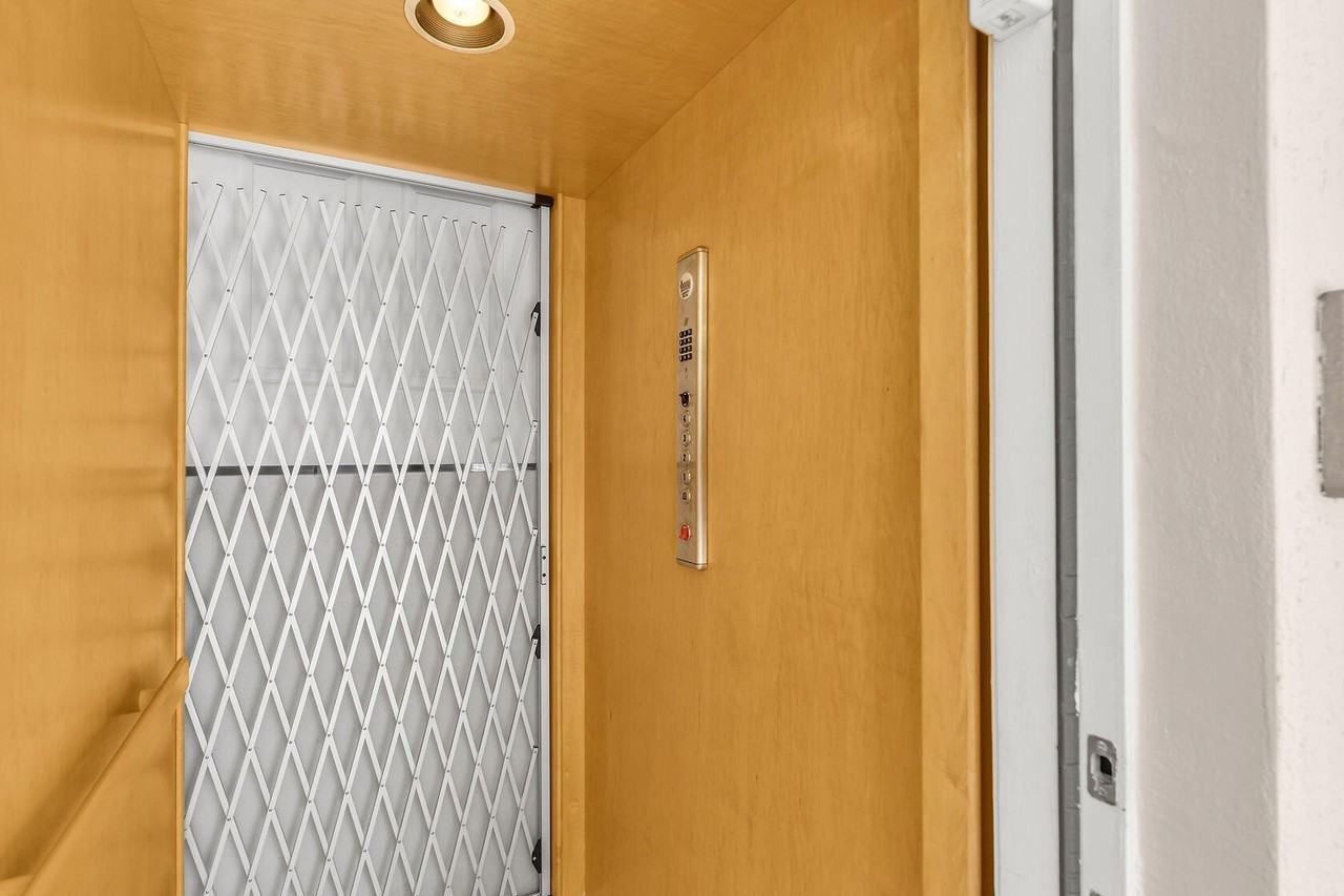 112 Seagull Lane - Photo 7 of 40