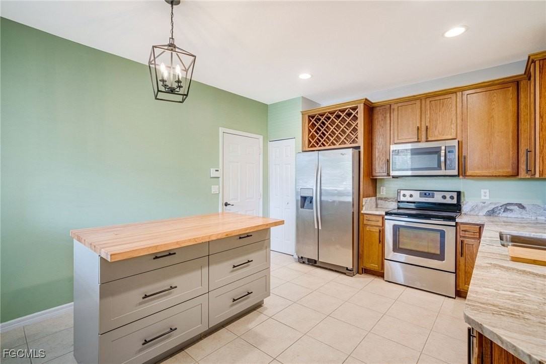 3174 Antica St - Photo 7 of 30