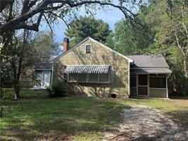 featured image of 3062 Fendley Ave