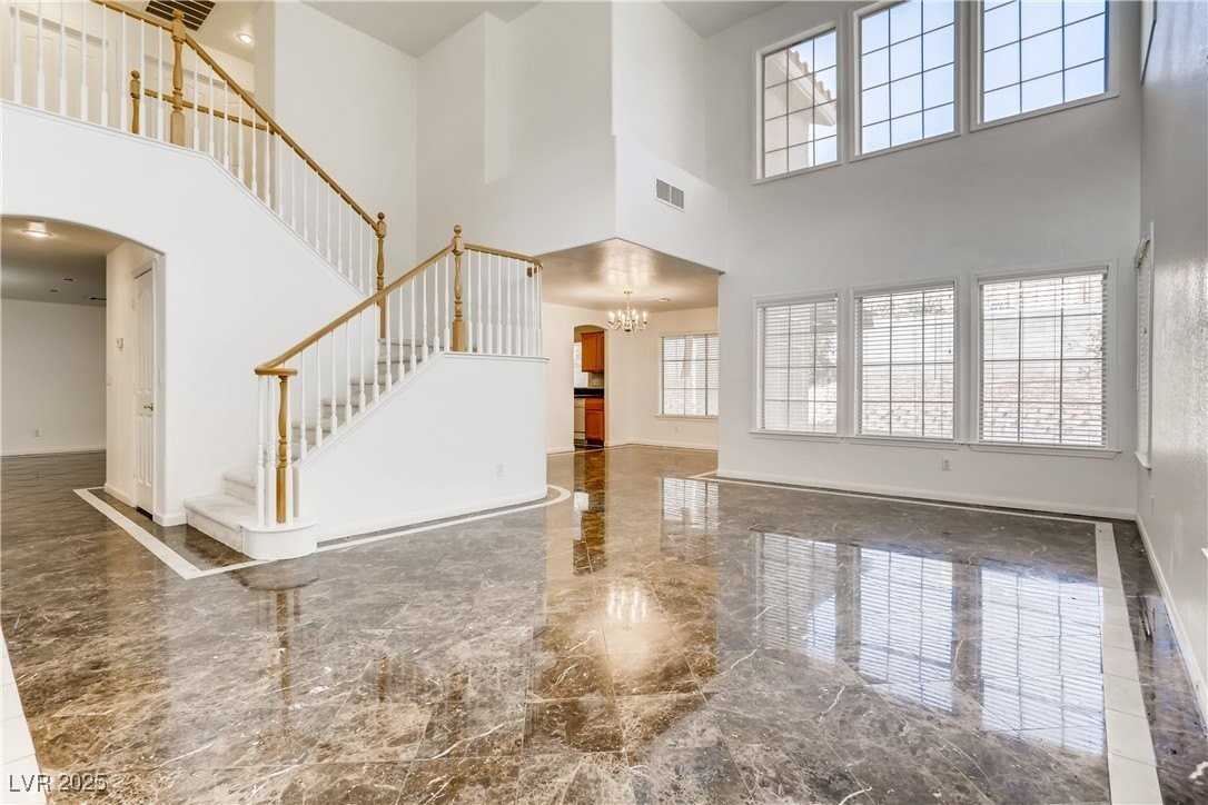 3981 Erva St - Photo 3 of 27