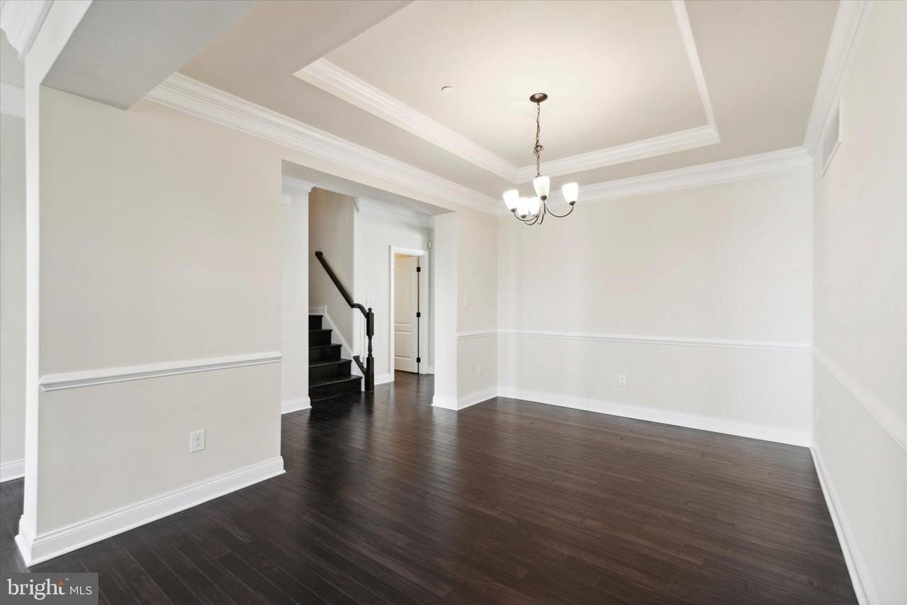 204 Jackdaw Aly - Photo 4 of 27