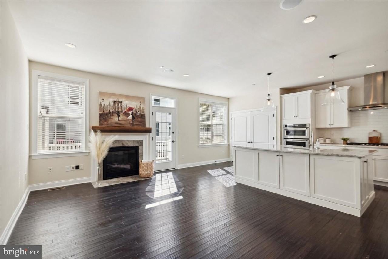 204 Jackdaw Aly - Photo 6 of 27