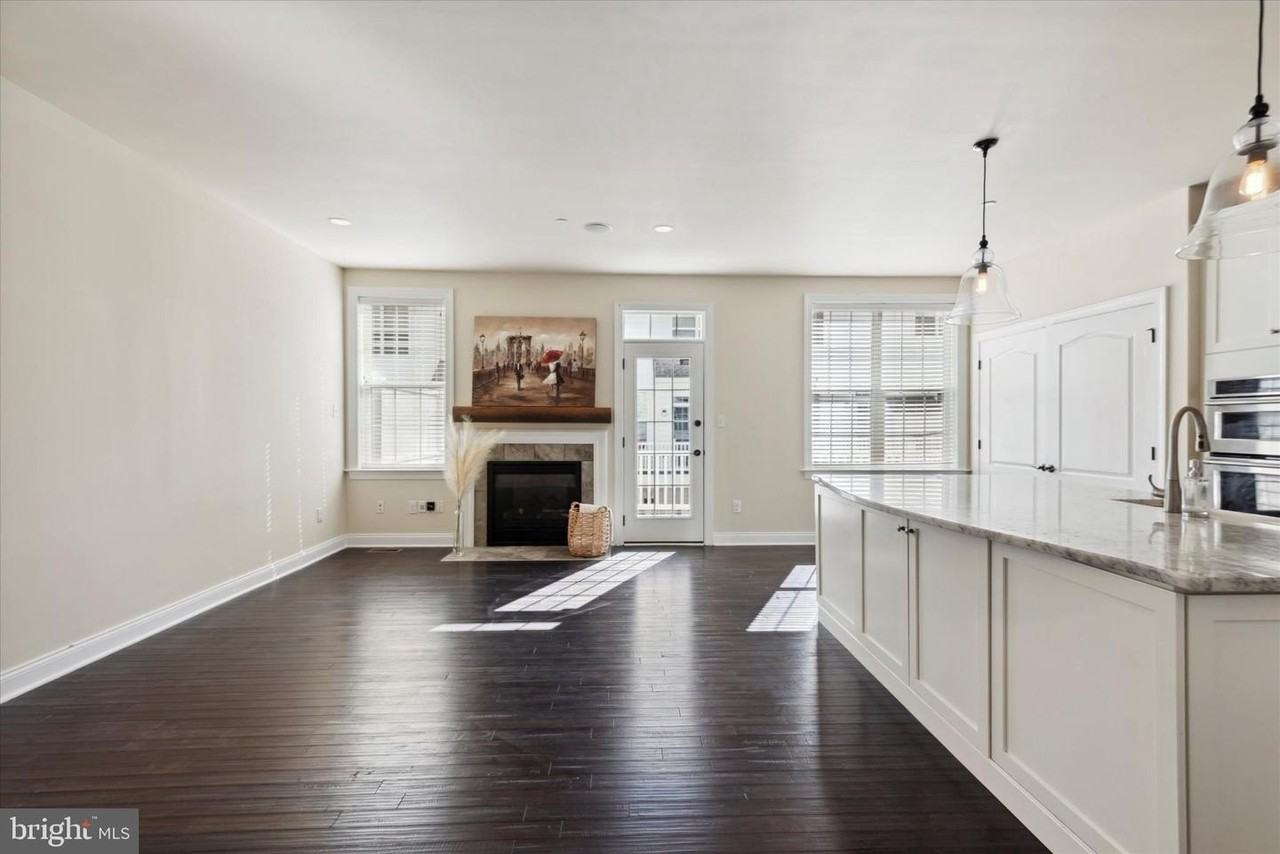 204 Jackdaw Aly - Photo 7 of 27