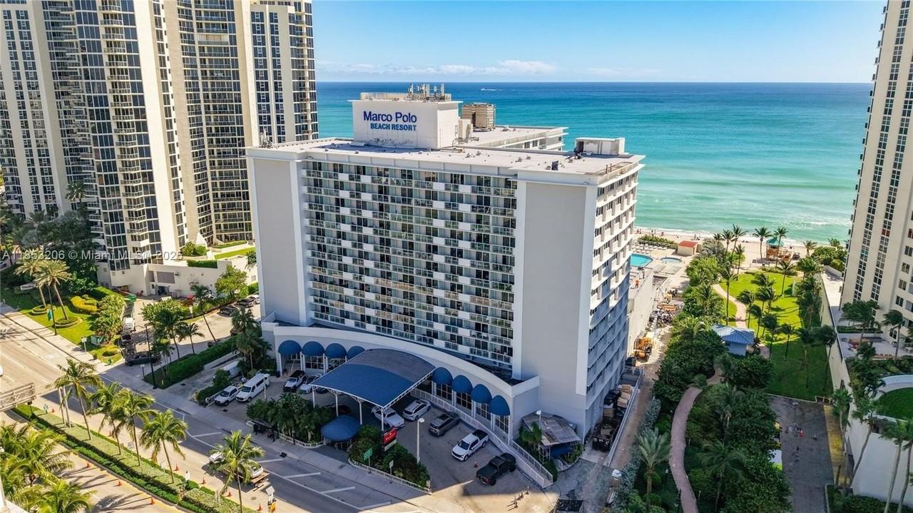 19201 Collins Ave #610 - Photo 5 of 48