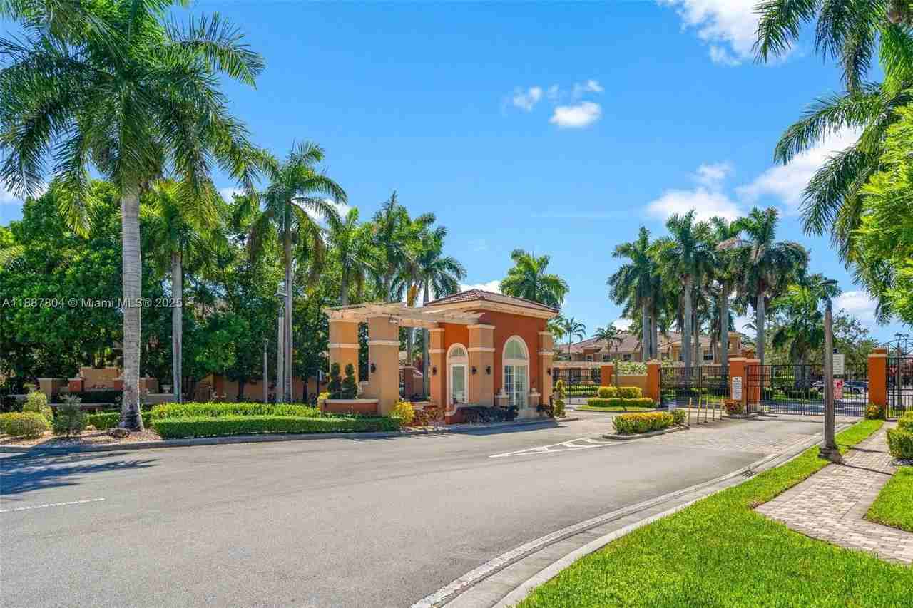 12209 Sw 27th St #1810 - Photo 3 of 26