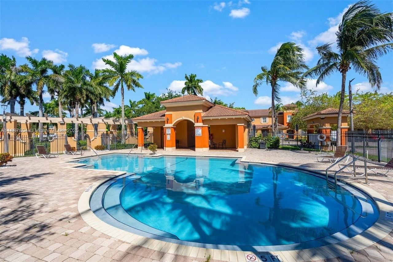 12209 Sw 27th St #1810 - Photo 6 of 26