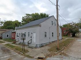 402 N 1st St - Photo 1 of 1